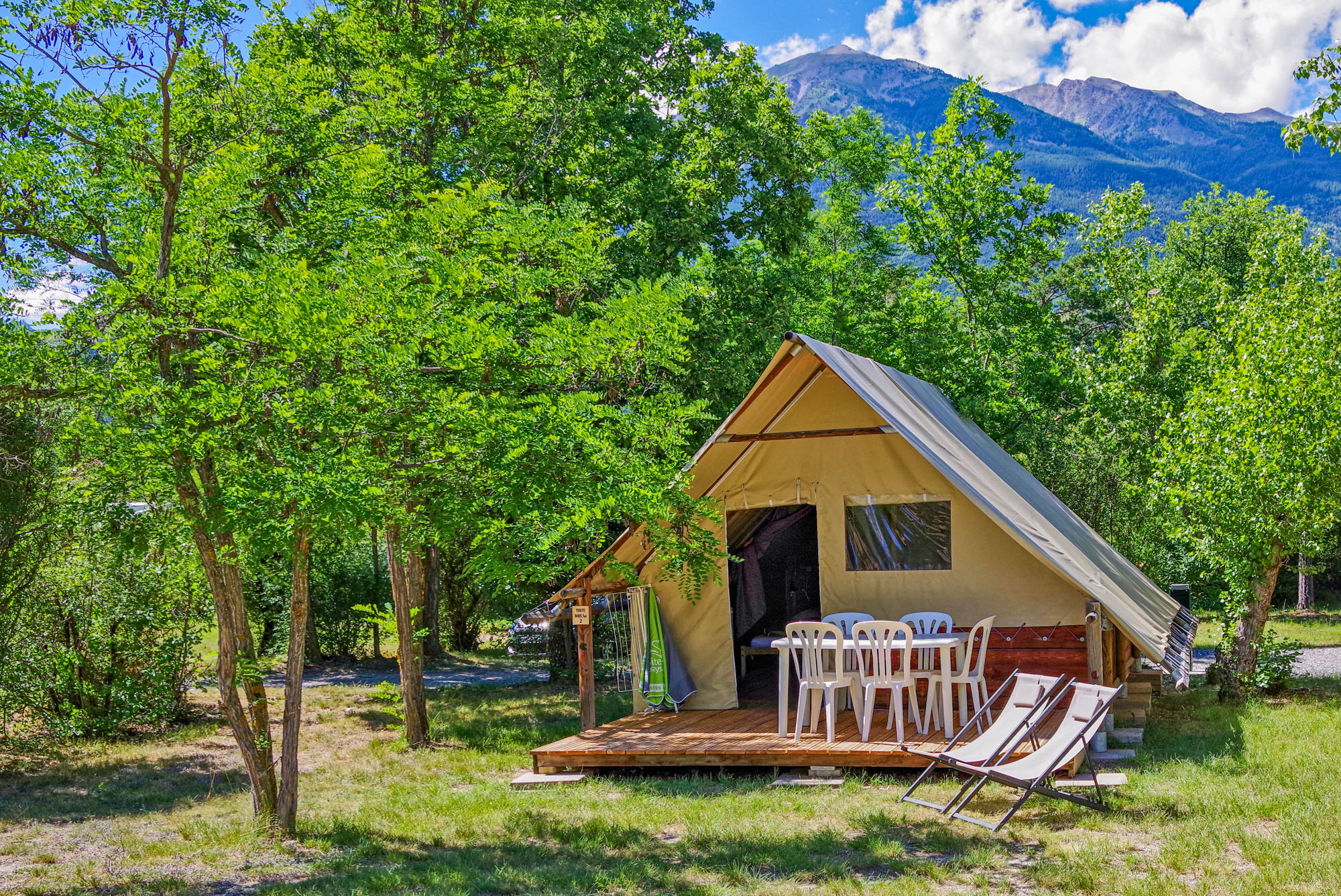 Ecolodge Camping Hautes Alpes