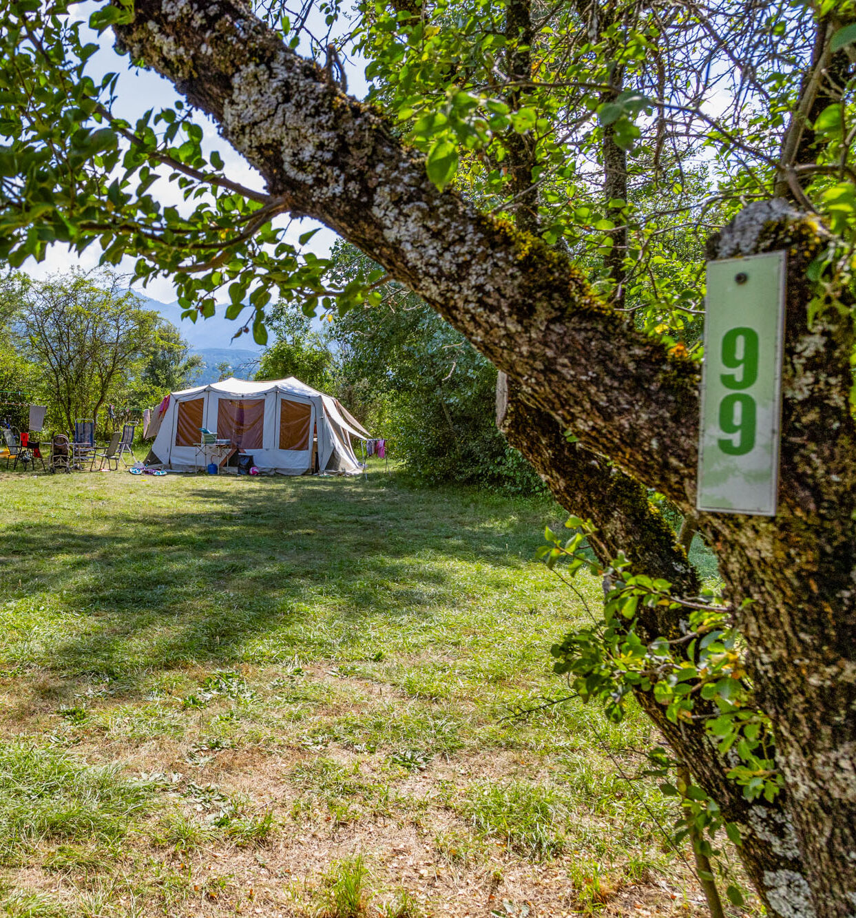 emplacements pour tente et caravaning hautes alpes