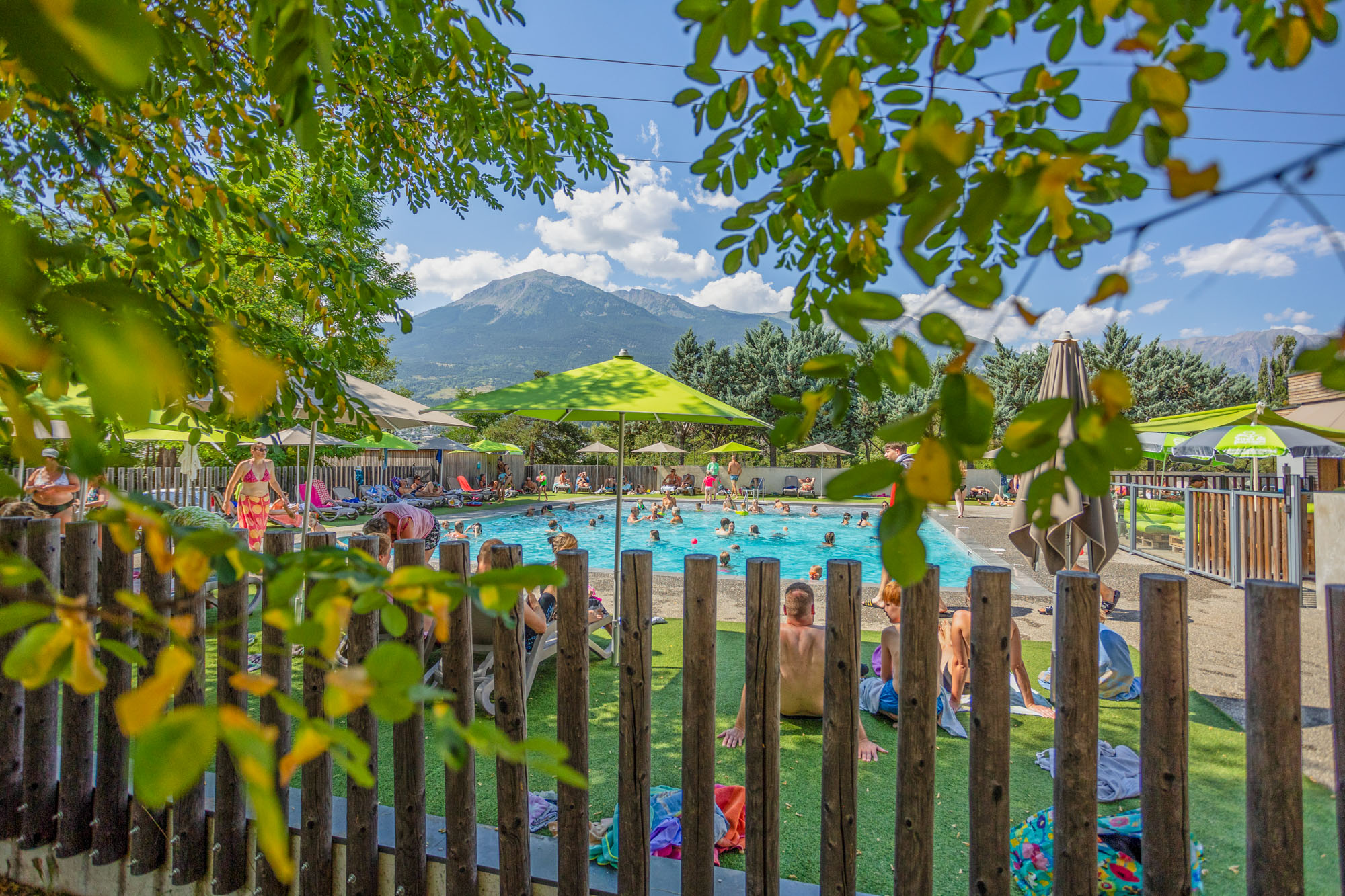 piscine camping le petit liou