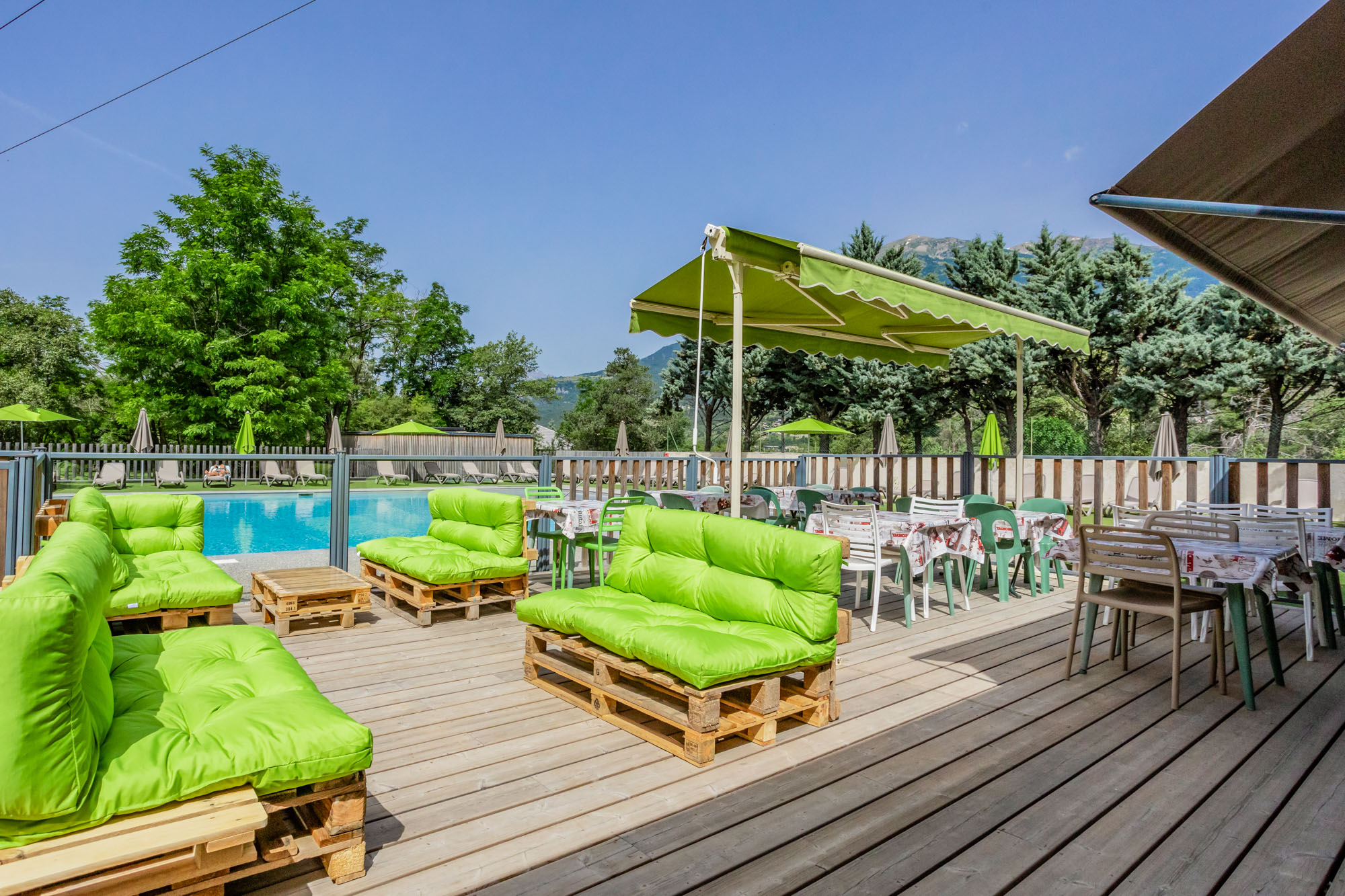 relaxation piscine hautes alpes