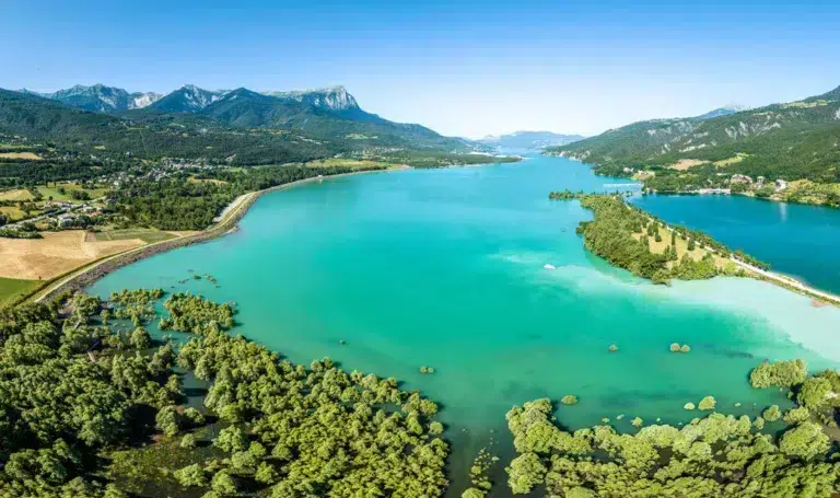 lac-serre-poncon-le-petit-liou-768x455